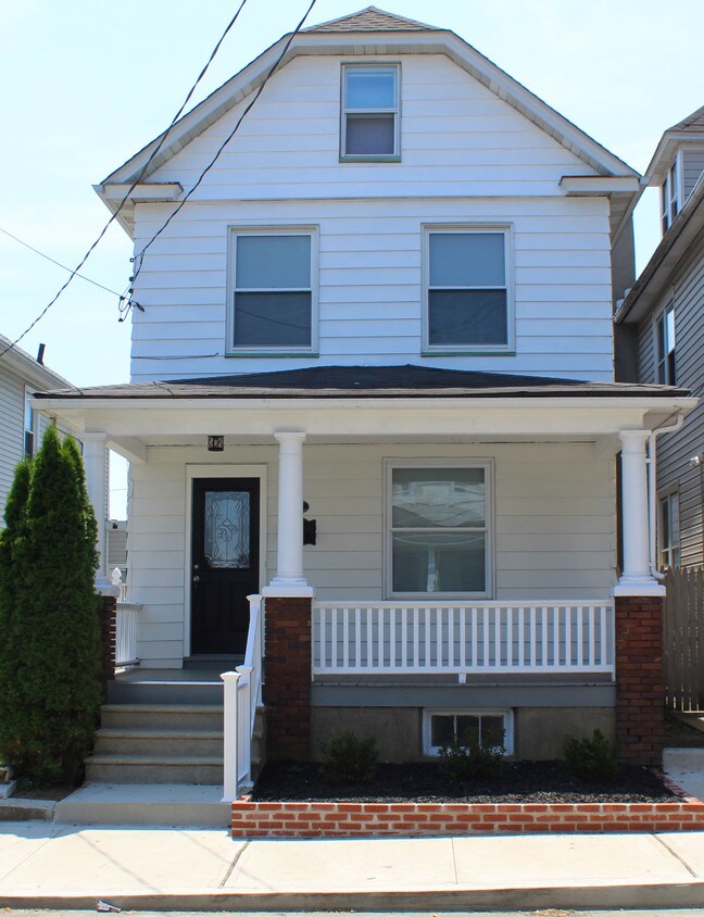 38 Summit Ave, Phillipsburg, NJ 08865 House Rental in Phillipsburg