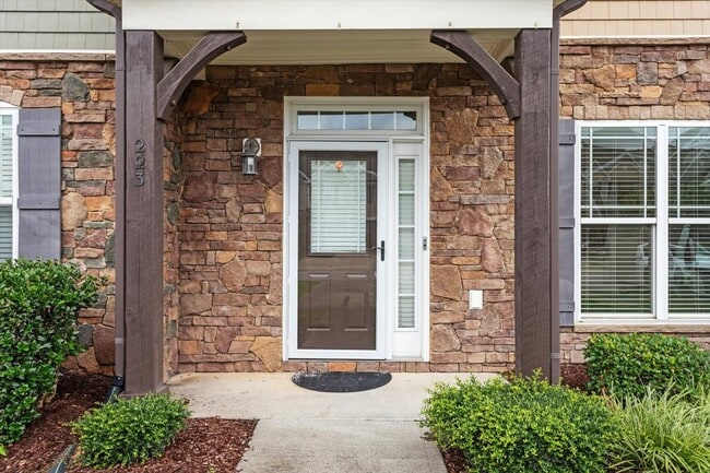 Foto del edificio - 223 Morgan Brook Way