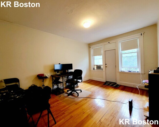 Building Photo - 119 Sutherland Rd