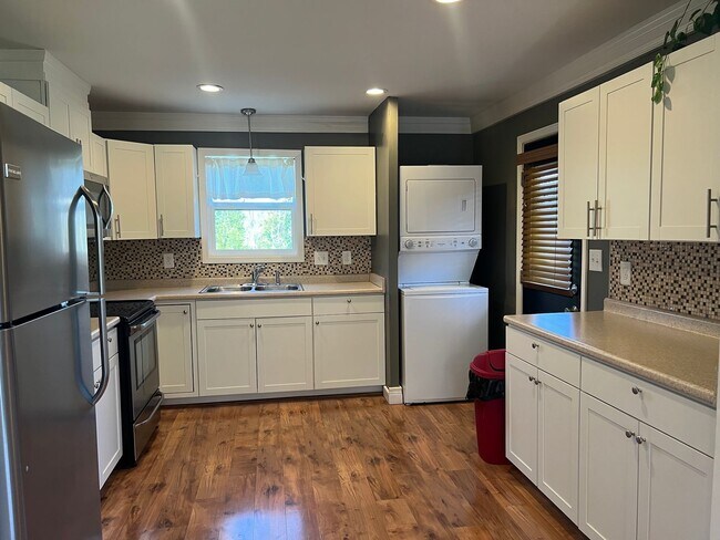 Building Photo - 2 bed 2 bathroom near VA and JCMC!