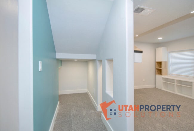 Foto del edificio - 1734 W Newcastle Ln