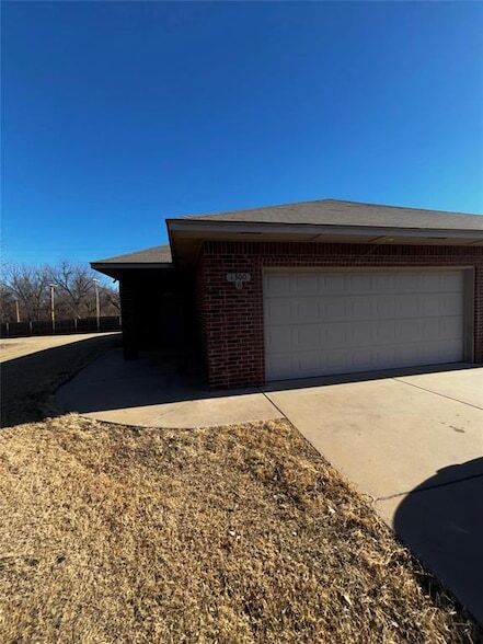 Photo - 1300 Garden Gate Drive Unit A