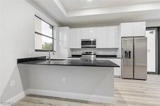 Building Photo - 1028 Milwaukee Blvd Building Photo - 1028 Milwaukee Blvd