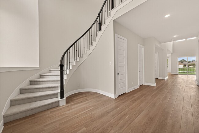 Building Photo - 24723 Songlark Bend Dr