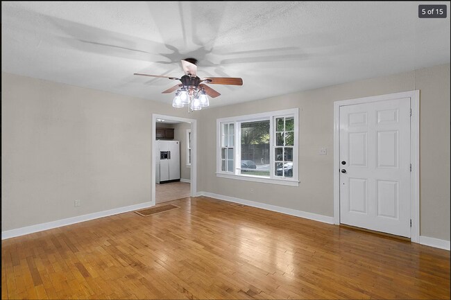 Foto del edificio - 140 Summar Dr