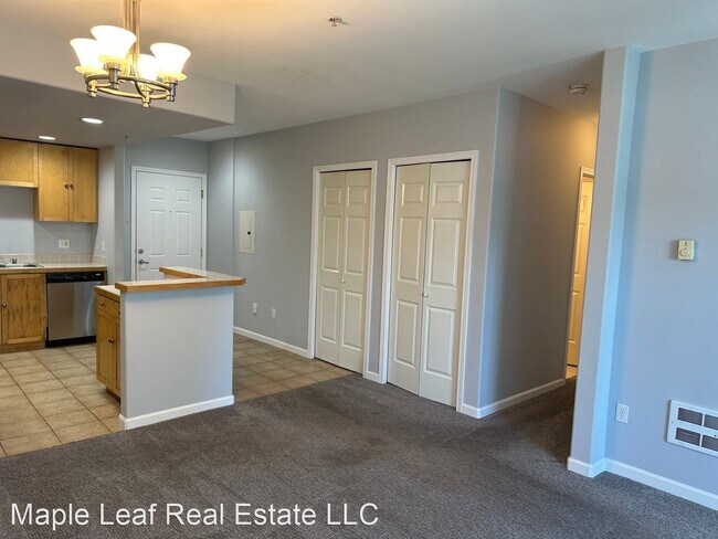 Building Photo - 3 br, 2 bath House - 4722 12th Avenue NE, ...
