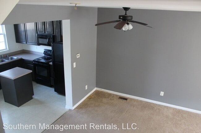 Building Photo - 3 br, 2.5 bath House - 108 Bruaw Dr.