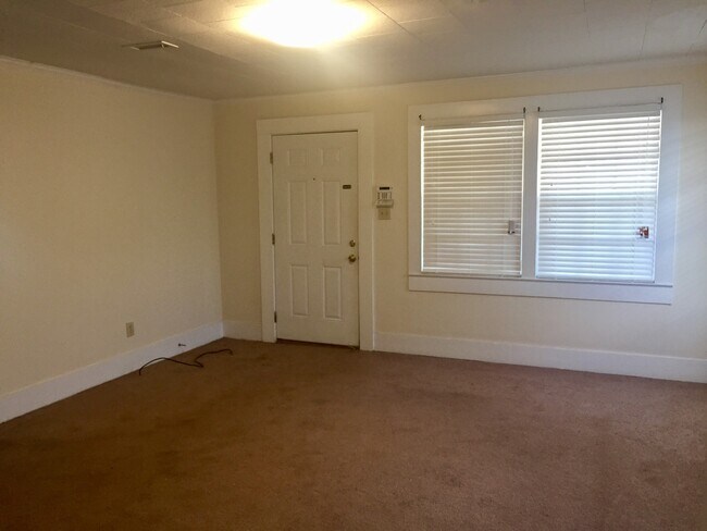 Foto del edificio - 3 bed 2 bath home - close to Troy University