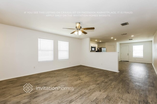 Building Photo - 1416 Castle Ridge Rd