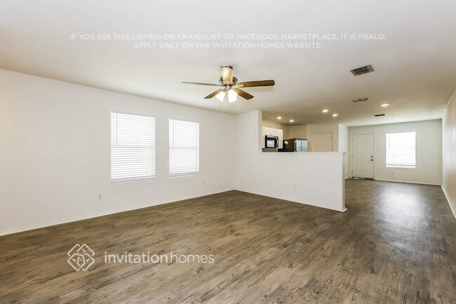 Foto del edificio - 1416 Castle Ridge Rd