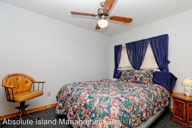 Building Photo - 2 br, 1 bath House - 19 Triangle Road