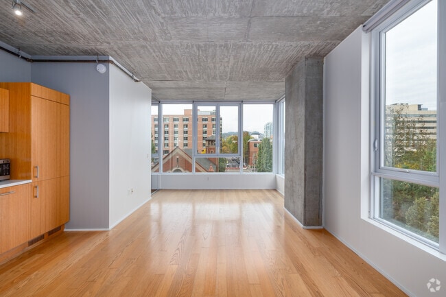 2BR, 2BA - 873SF - Arrive University Park