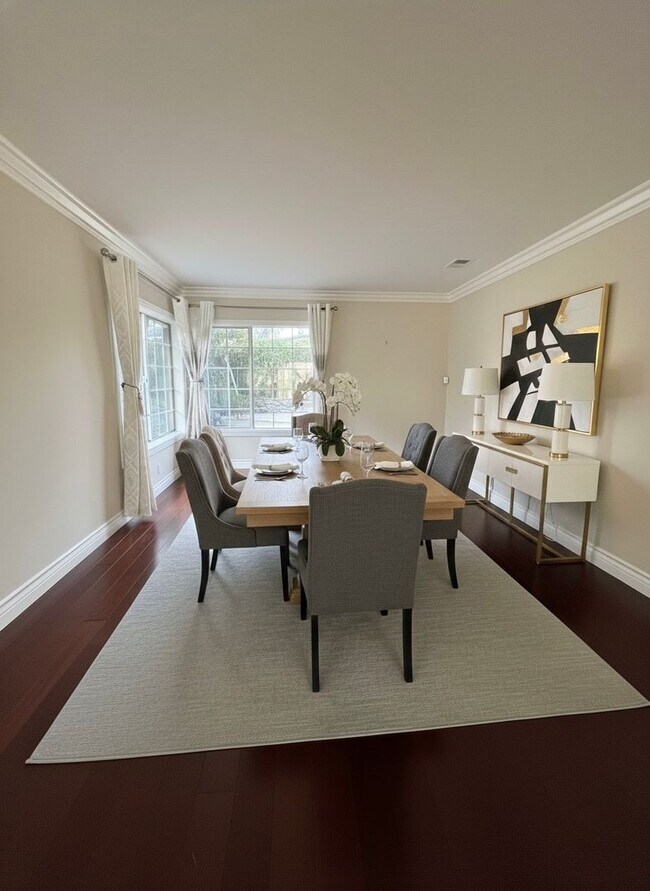 Foto del edificio - 5BD/4BA POOL HOME IN ALTA VISTA SOUTH | SOLAR SAVINGS | $6,500/mo