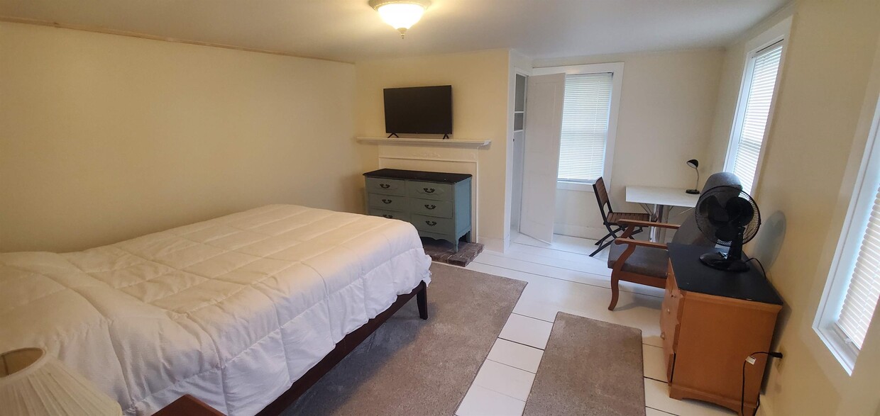 Foto principal - 43 Bucksport Rd