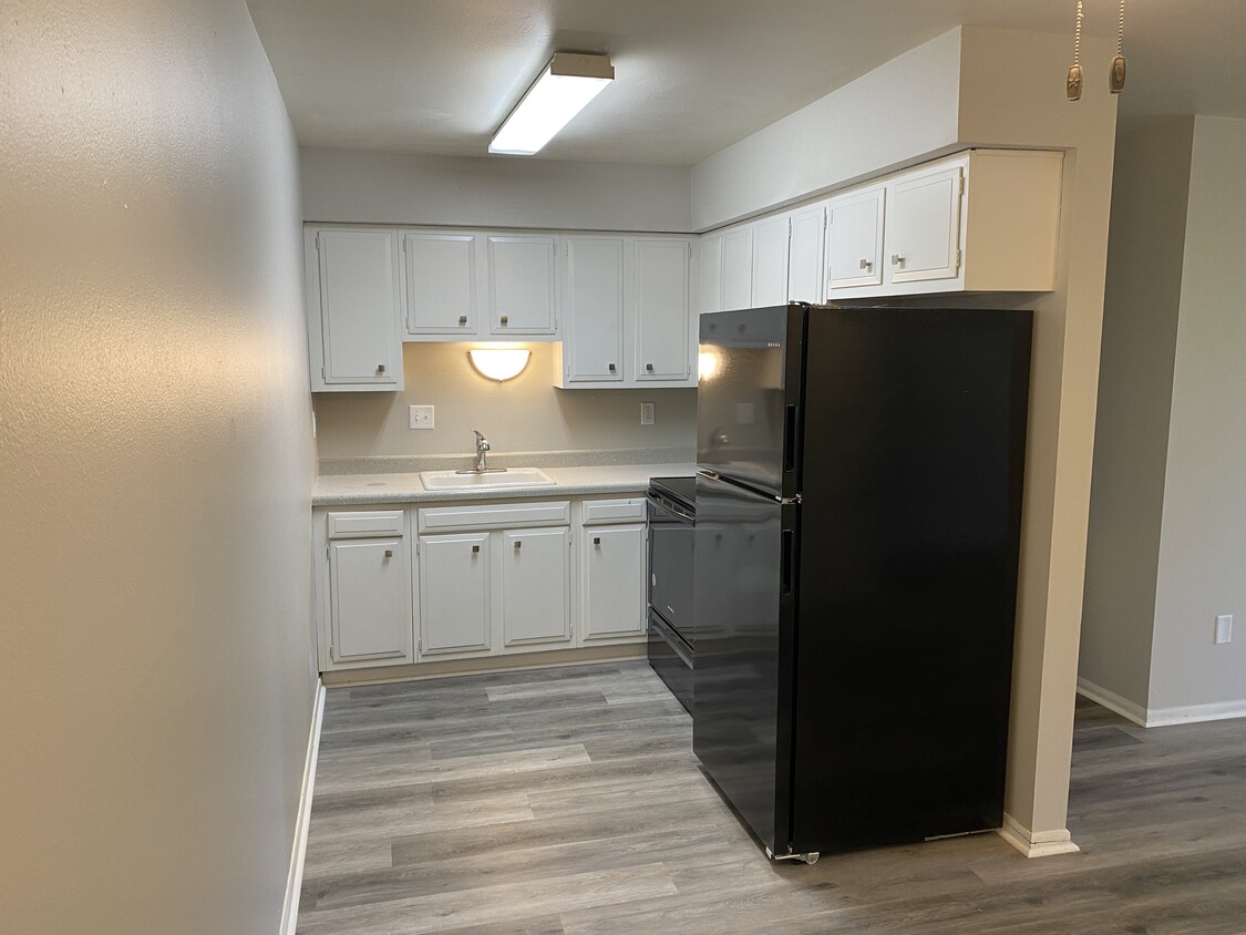 Foto principal - Oakwood Manor Apartments