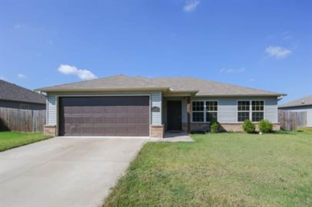 Fantastic House Located in East Fayetteville! - Fantastic House Located in East Fayetteville!