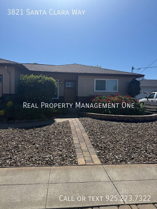 Foto del edificio - 3821 Santa Clara Way
