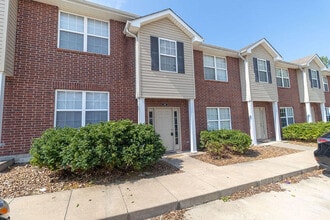 Building Photo - 1619 Citadel Dr