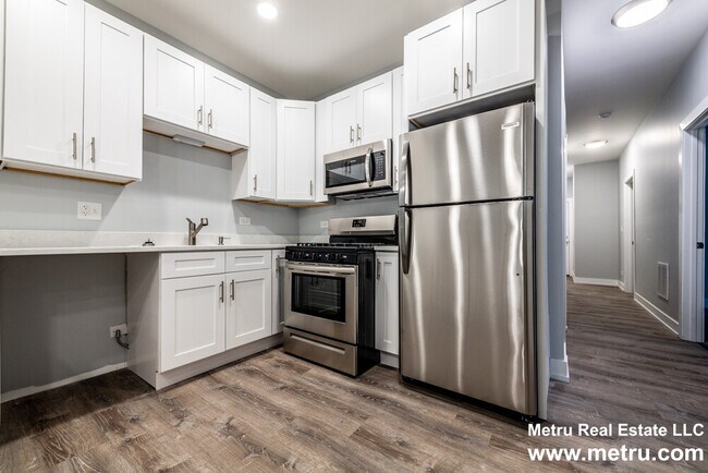 Building Photo - 3579 W McLean Ave