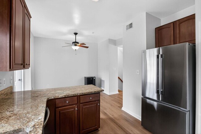 Building Photo - 5301 Seahorse Pl