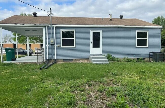 Building Photo - For Lease