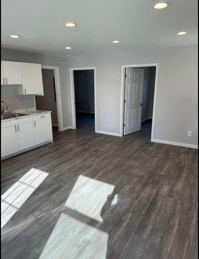 Foto del edificio - 625 7th St NW