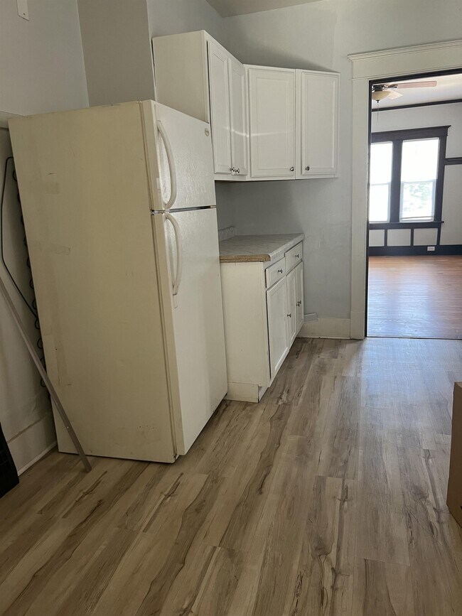 Foto del edificio - 210 W Richmond Ave