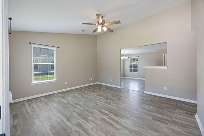 Building Photo - 2066 Central Ave