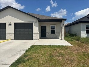 Building Photo - 2232 S Vly Cir