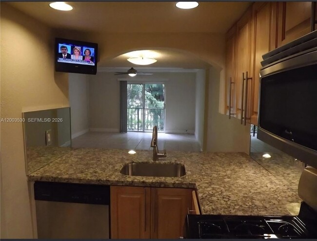 Photo - 6709 N Kendall Dr Townhome