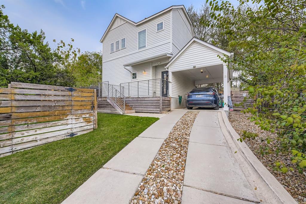 Foto principal - 1213 Eleanor St