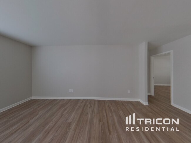 Foto del edificio - 924 Skywatch Ln