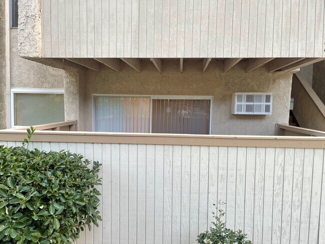 Building Photo - 28947 Thousand Oaks Blvd