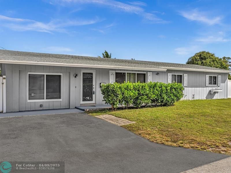 Foto principal - 4560 NW 3rd Ave
