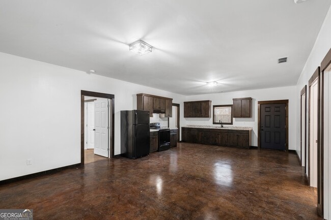 Foto del edificio - 620 Stiles Rd