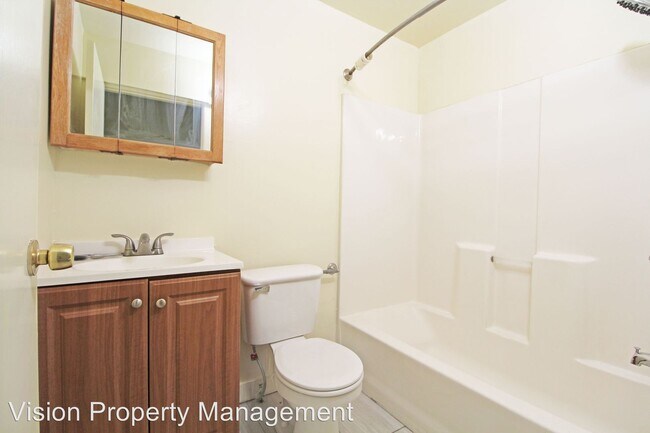 Building Photo - 1 br, 1 bath House - 16845 Robey Dr.