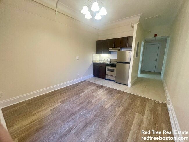 Photo - 62 Boylston St Apartment