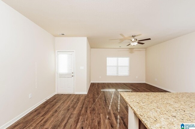 Foto del edificio - 8038 Hagood St