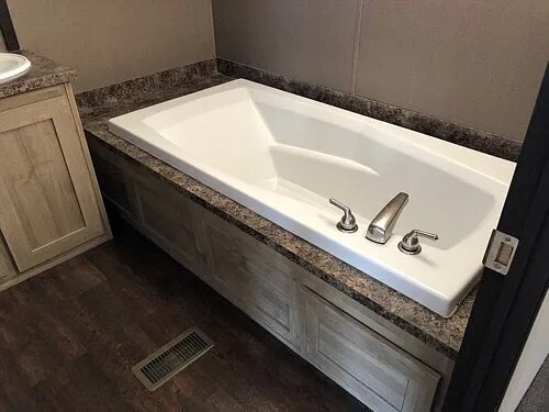 Photo - 16023 Red Oak House