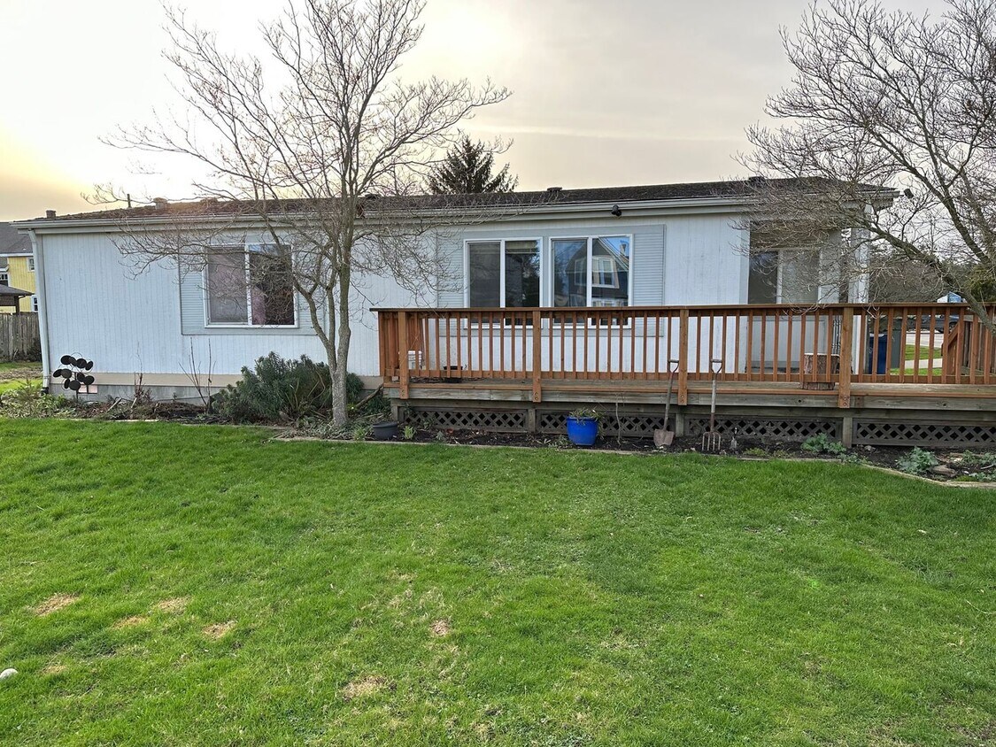 Primary Photo - Laconner 2 Bedroom