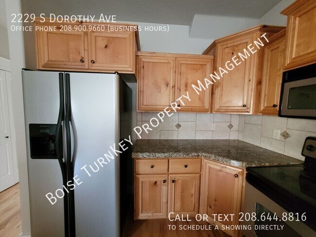 Foto del edificio - 2229 S Dorothy Ave