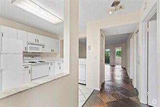 Building Photo - 9511 Weldon Cir
