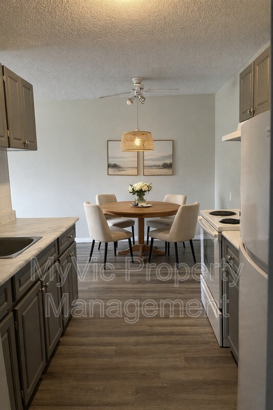 Building Photo - 9108-9149 149 St