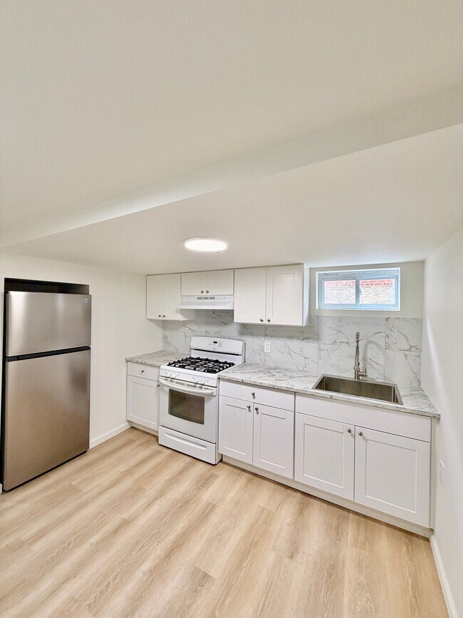 Foto del edificio - 512 Nassau Blvd