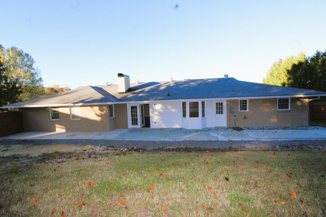 Foto del edificio - 711 Whittier Ave