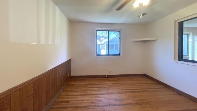 Building Photo - 51 Bordeaux Ln