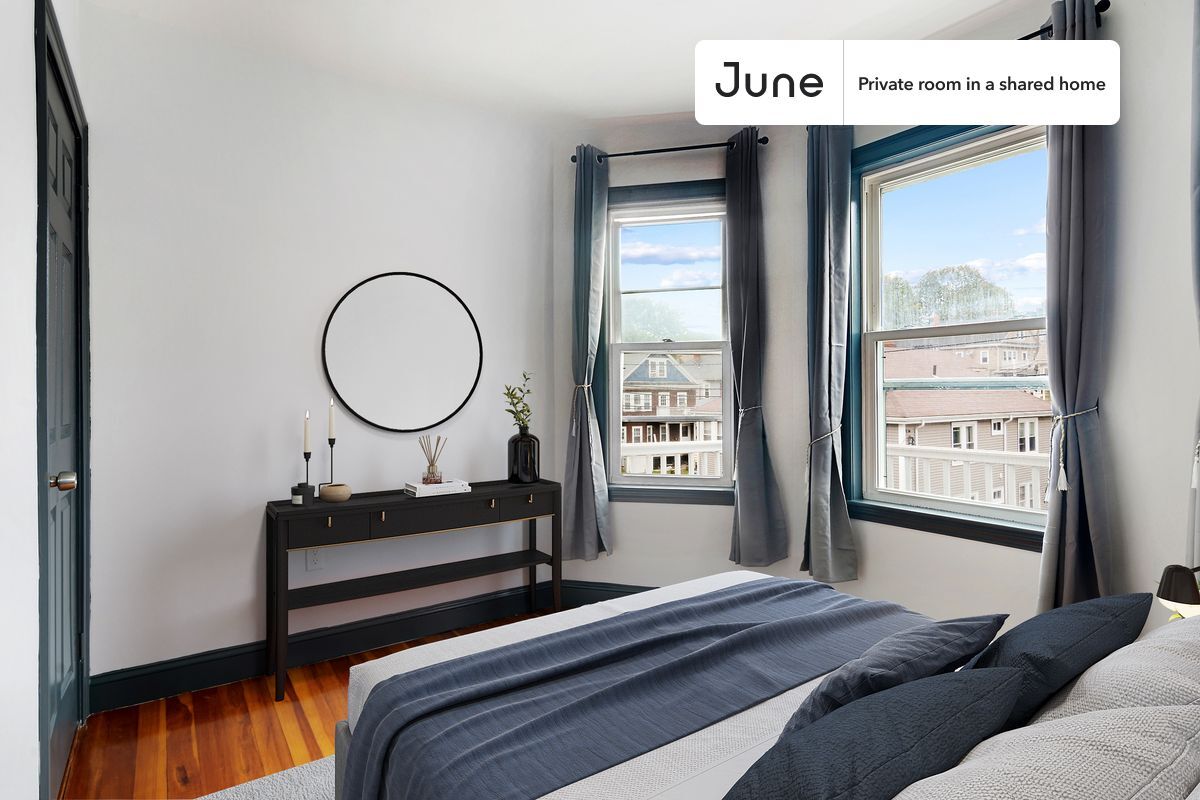 Primary Photo - Room in Shared 4 bed/2 bath home
