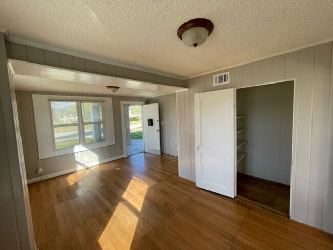 Foto del edificio - 438 7th Ave N