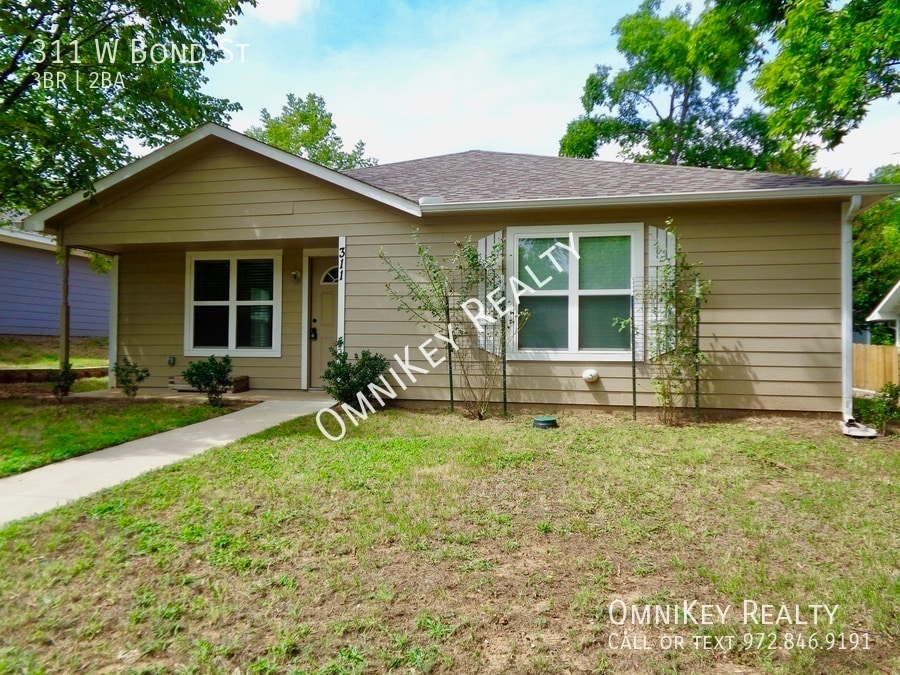 311 W Bond St, Denison, TX 75020 House for Rent in Denison, TX