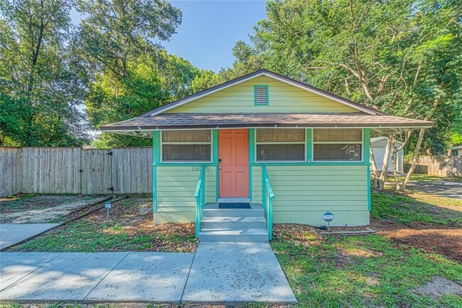 Building Photo - 1120 E Minnesota Ave